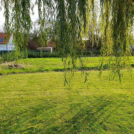 Vintage Holiday Home In Escalles With Garden Eksteriør billede