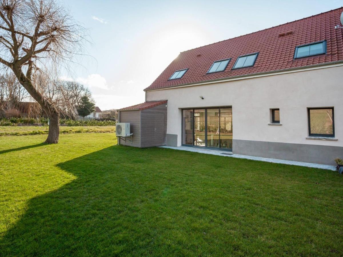 Vintage Holiday Home In Escalles With Garden Værelse billede
